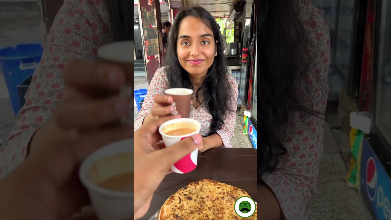 Street Food Date With Fiance ❤️ | Veggie Paaji #foodshorts #streetfood