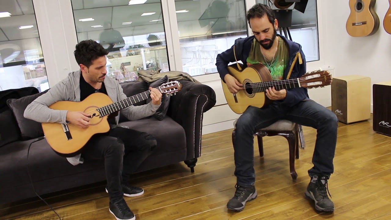 David DeMaría en la fábrica de Guitarras MR