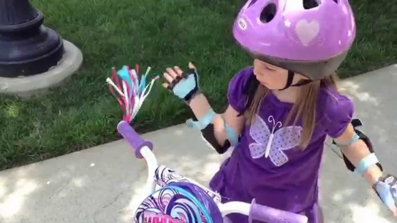 4 year old teaches how to ride a bike without training wheels