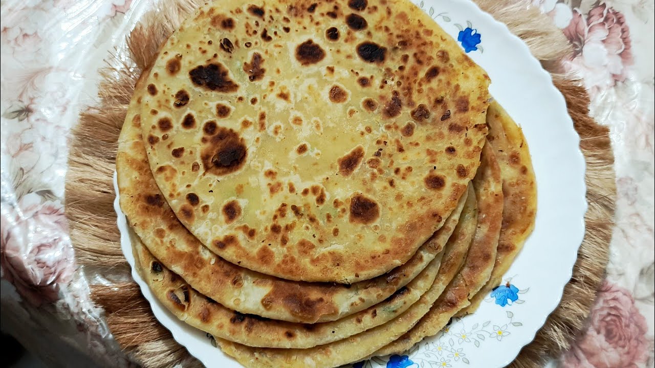আলুর পরাটা।।aloo poratha recipe ।। aloo poratha sohoj recipe ।। Easy and quick recipe।♥️♥️♥️♥️