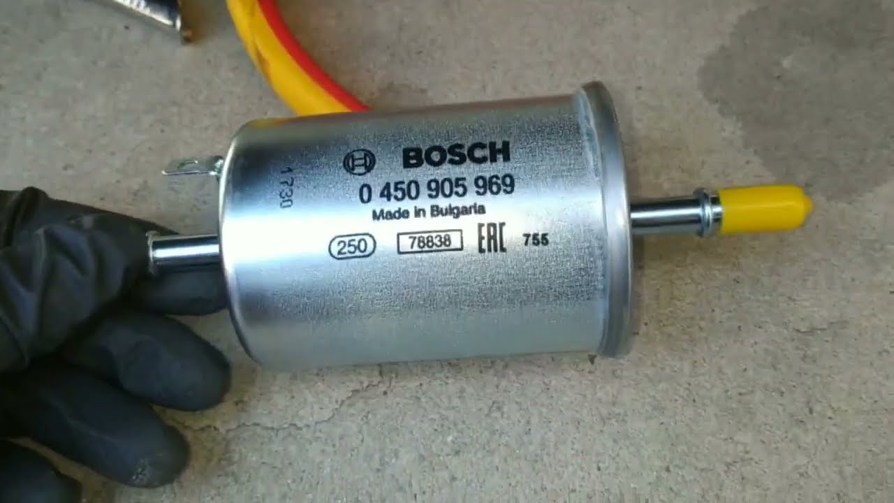 Como cambiar el filtro de gasolina del coche (Daewoo matiz,Chevrolet spark 2004 0.8)