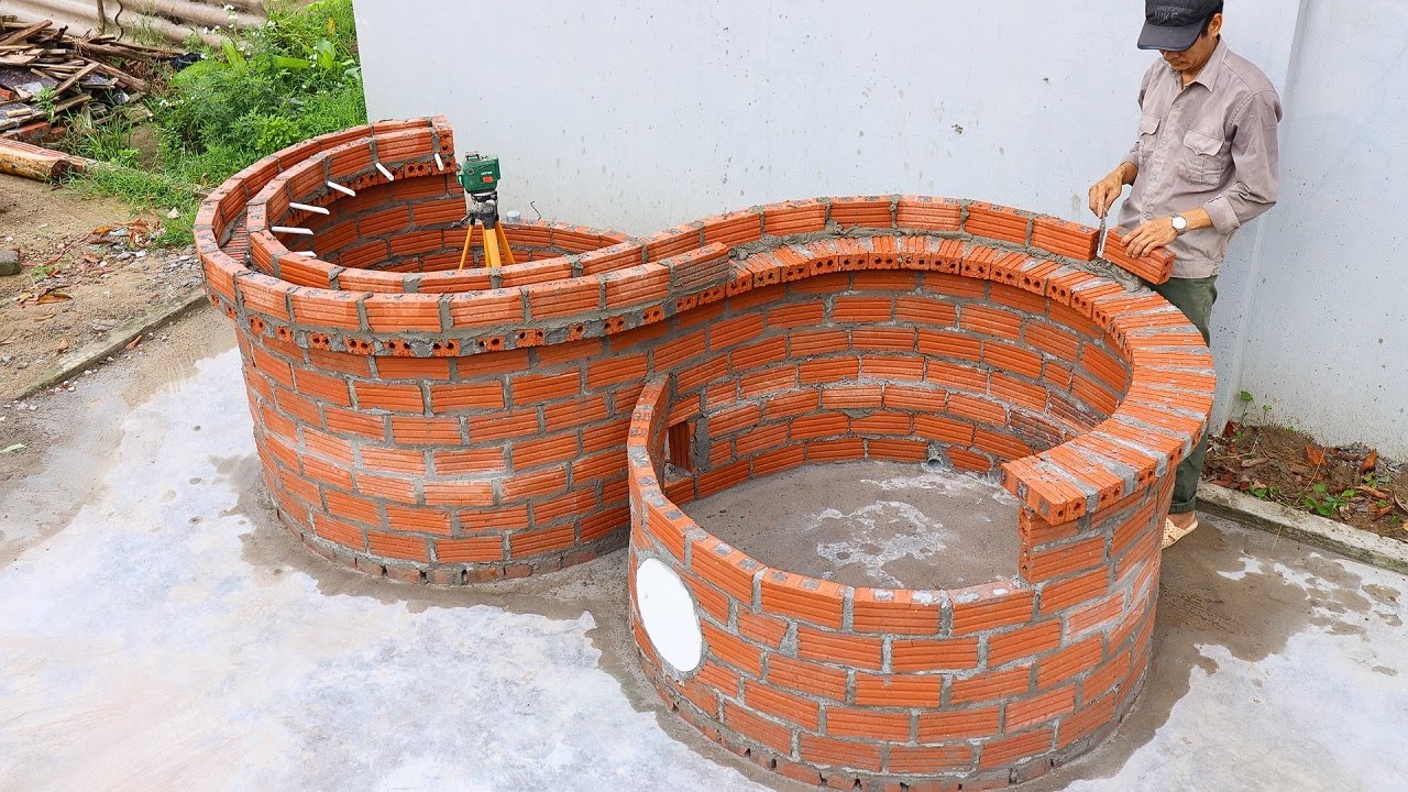 How to make a lovely fish tank from bricks and cement