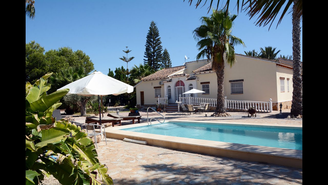 Une belle et grande villa à Daya Vieja