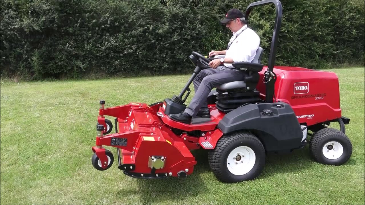 SOLVERT : Jérôme BAQUE, démonstration nouvelle tondeuse rotative frontale TORO Groundsmaster 3300