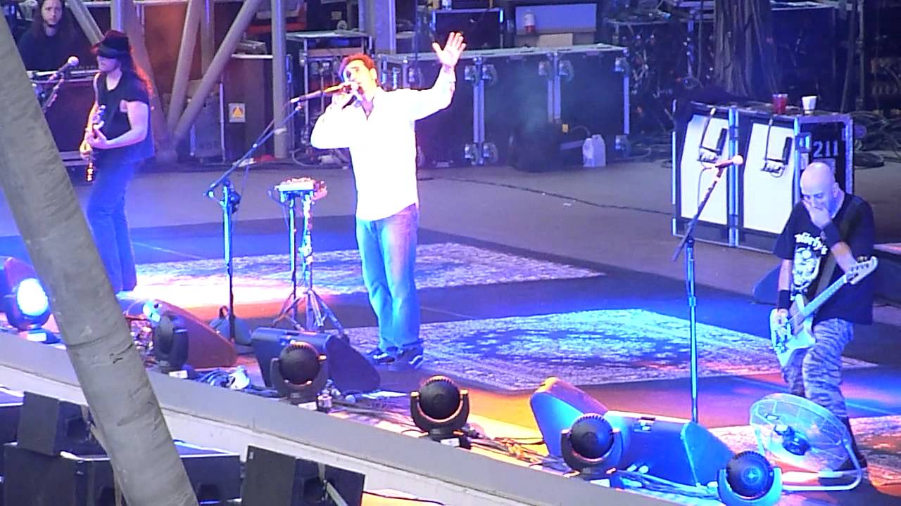System Of A Down - Tentative (live @ Berlin, DE = 15-06-11)