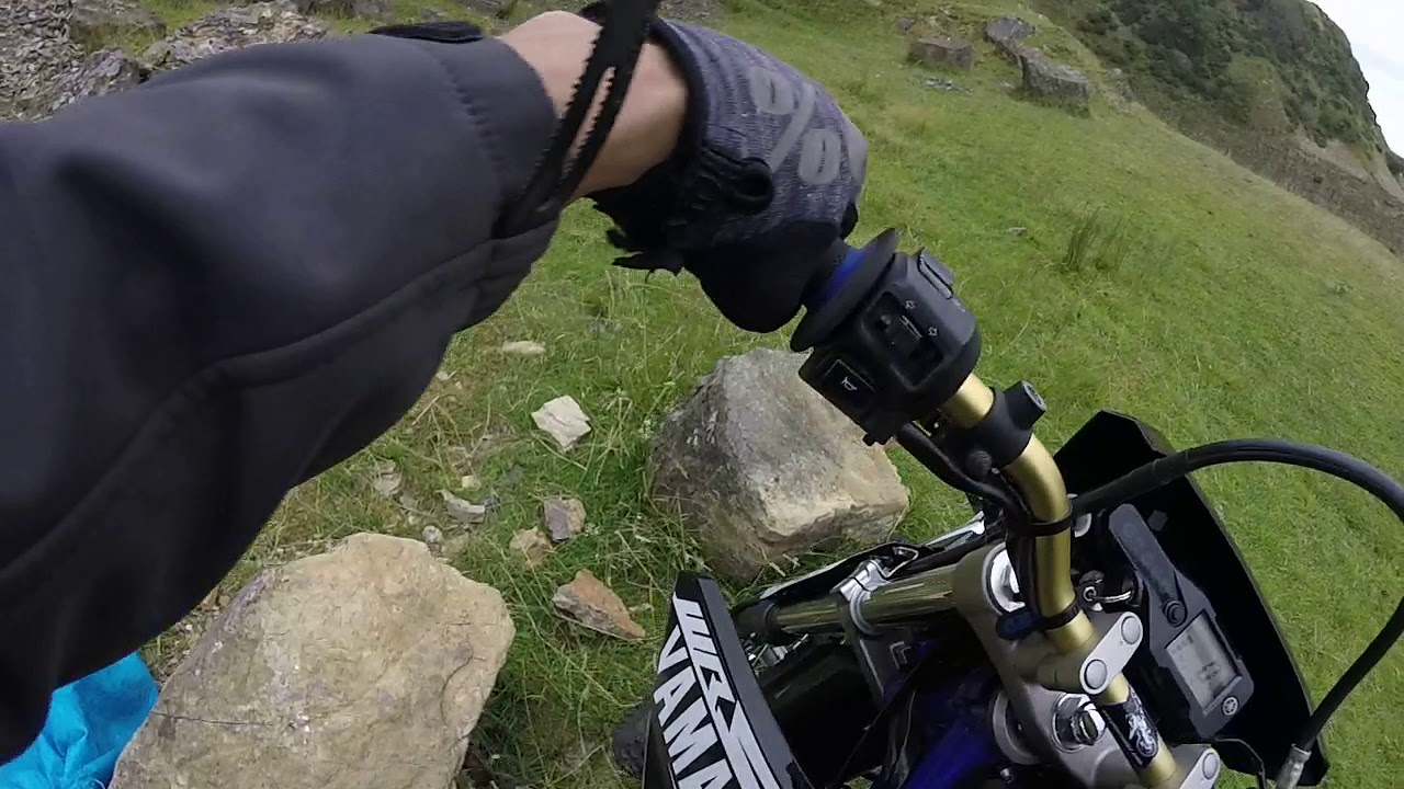 Yamaha wr125r jumps fence