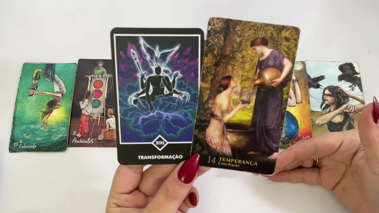 POR QUE ELE(A) ESTÁ AGINDO ASSIM COMIGO? | Tarot responde!