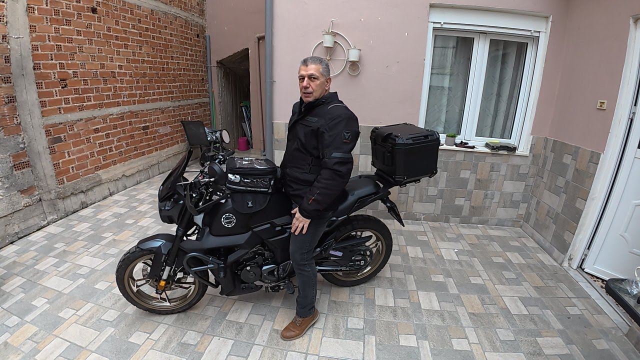 Προσθέτουμε αξεσουάρ στον Bruce Lee  Zontes G200 Scrambler