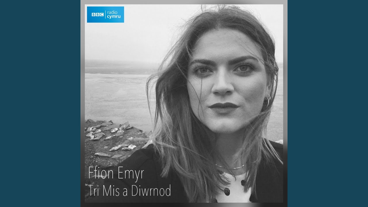 Tri Mis A Diwrnod