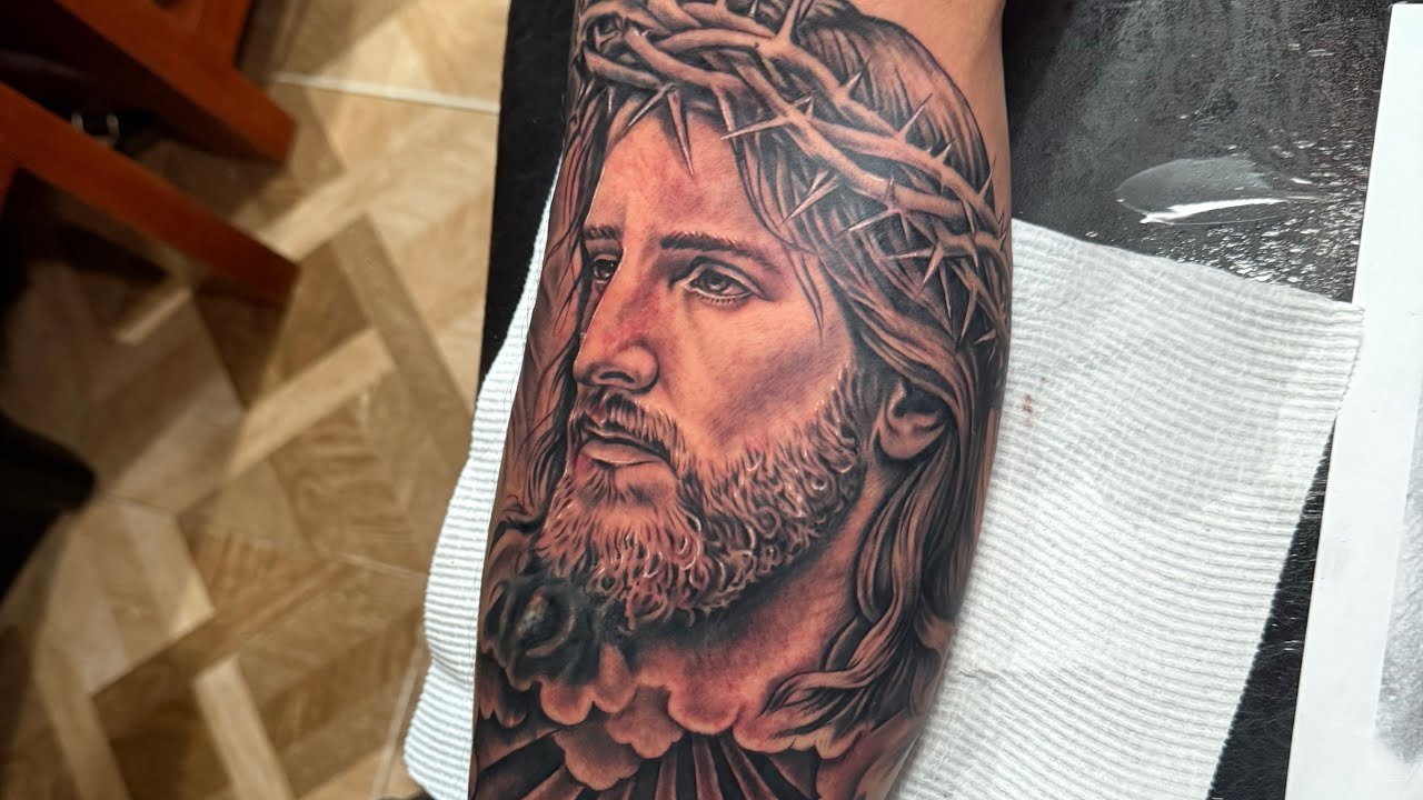 JESUS CHRIST PORTRAIT TATTOO 