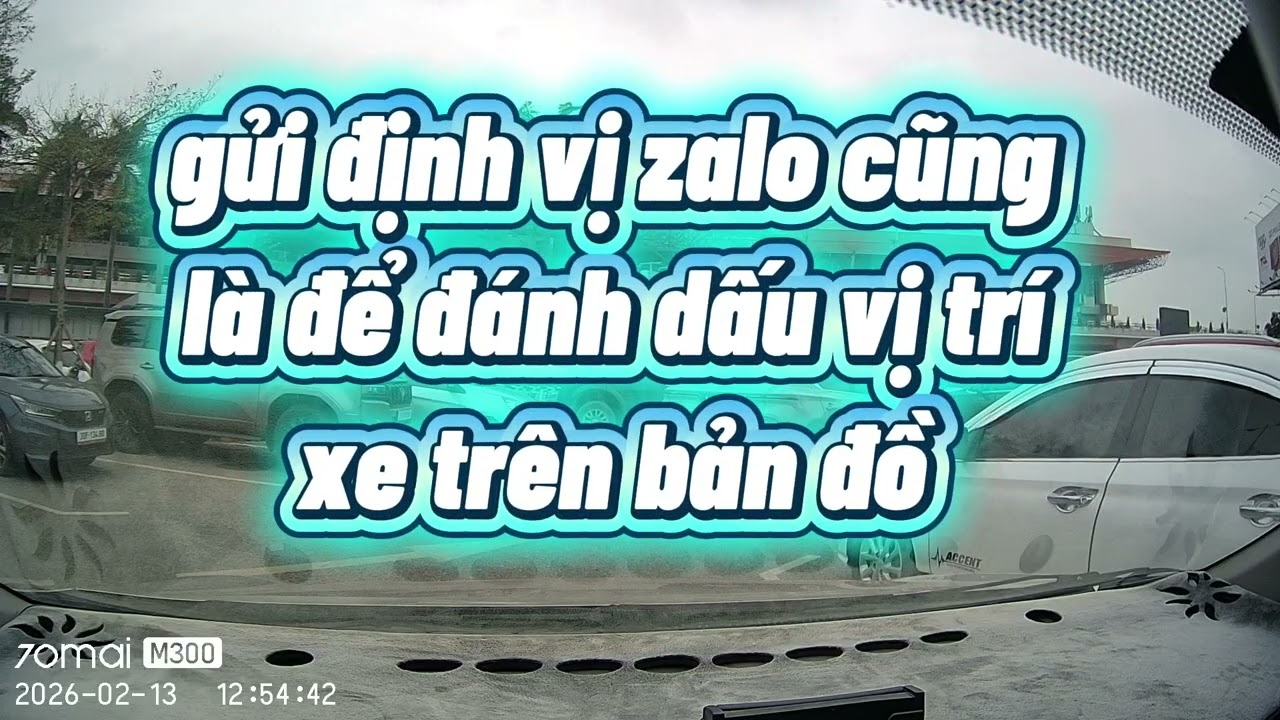 Đón người  sảnh Nội địa ( T1 ) Nội Bài.Lưu ý : xe taxi truyền thống không vào được nhé!