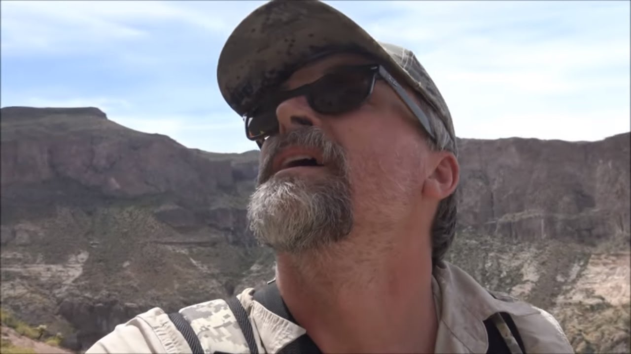 Salt River Cave Massacre: Skeleton Cave The Hike Up (part 1 of 2) | Aquachigger