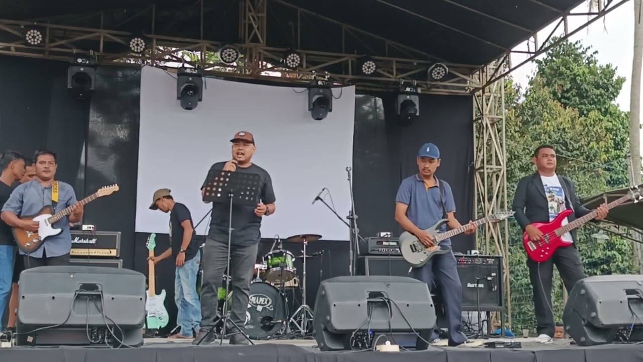 Sugih studio cover lagu band