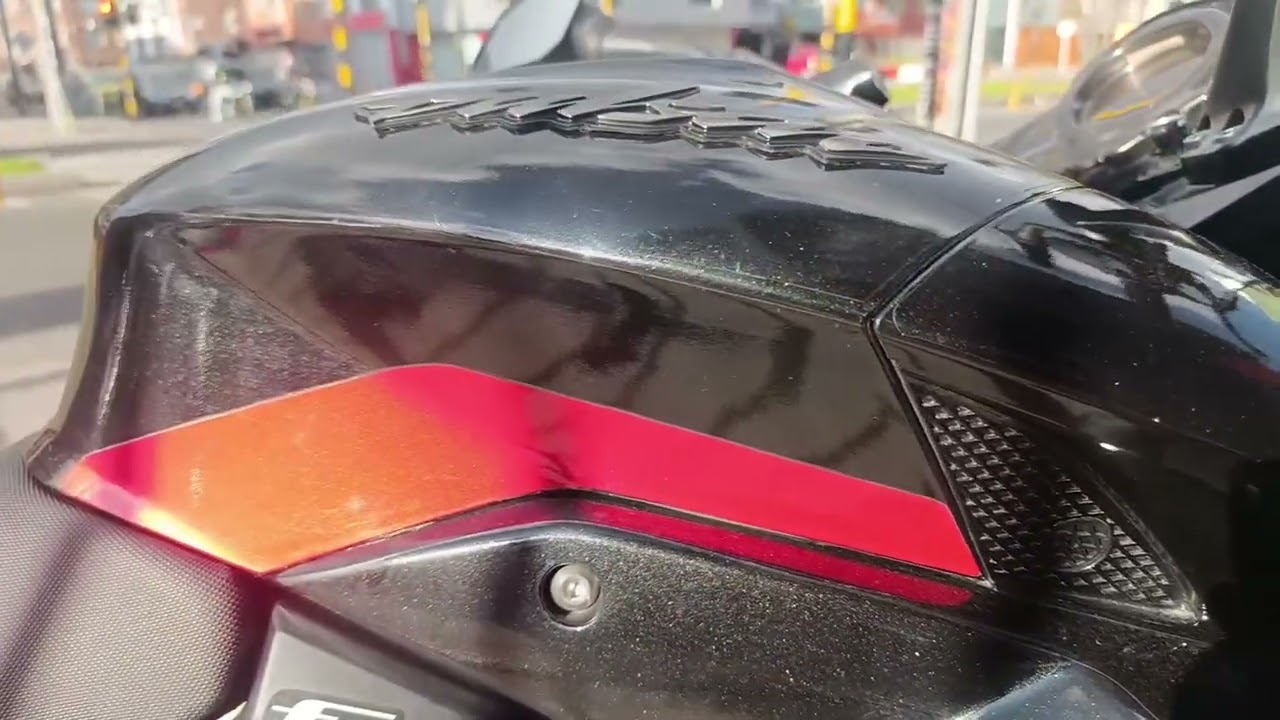 Ns 200 FI Ug vs Ns 200 Fi racing | Jefersonrojas116