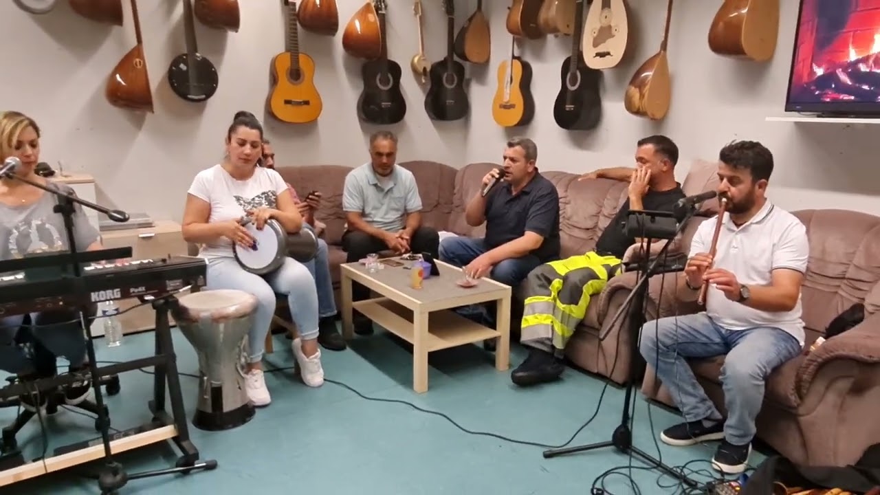 GURBETİN KAHRINI SEN &Ccedil;EKEMEZSİN -MAHMUT &Ccedil;EVİK