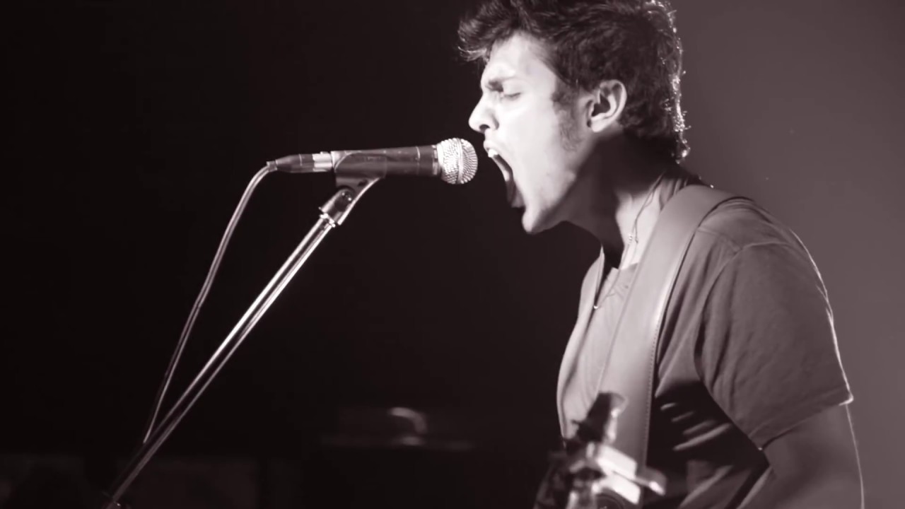 ADI LEVI // Lonely Wolf [Live show NOV 2015 Levontin 7]