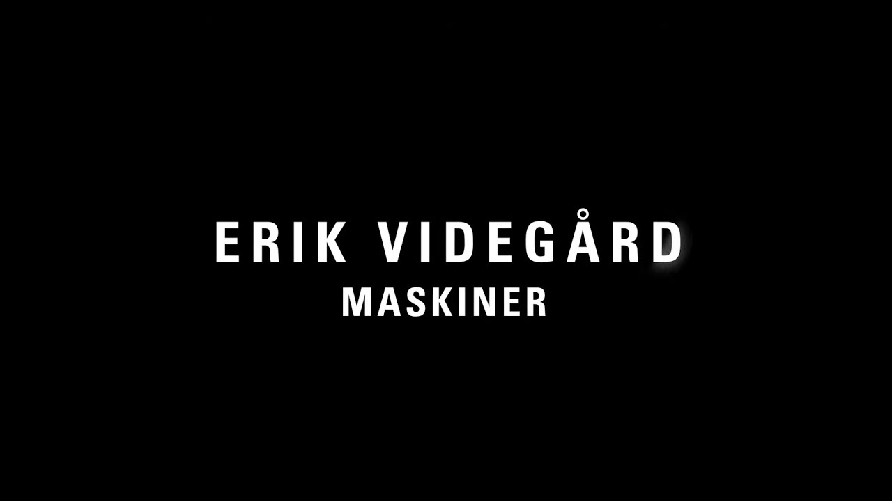 Erik Videgård pratar om sina köksredskap och maskiner i köket.