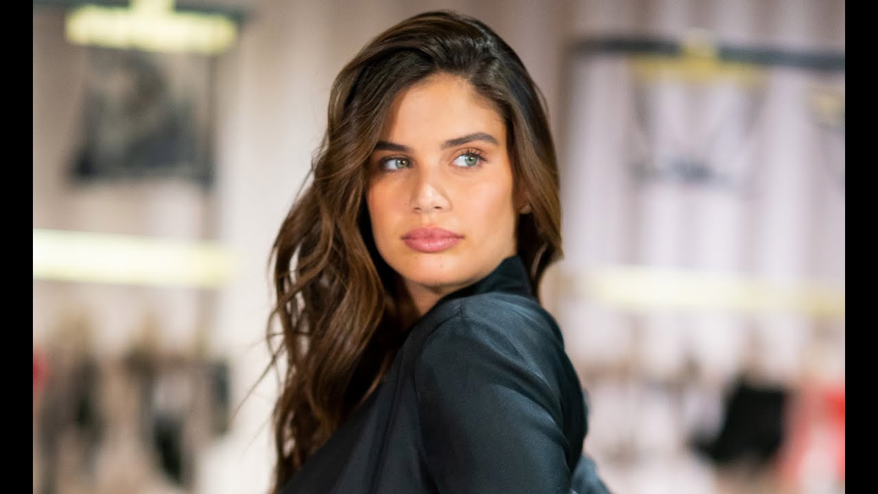ELLE Pregunta a Sara Sampaio | Elle España