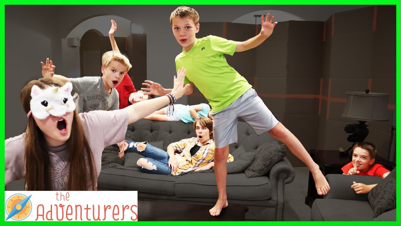 Last To Leave Hide And Seek Wins In The Family Room / That YouTub3 Family I The Adventurers