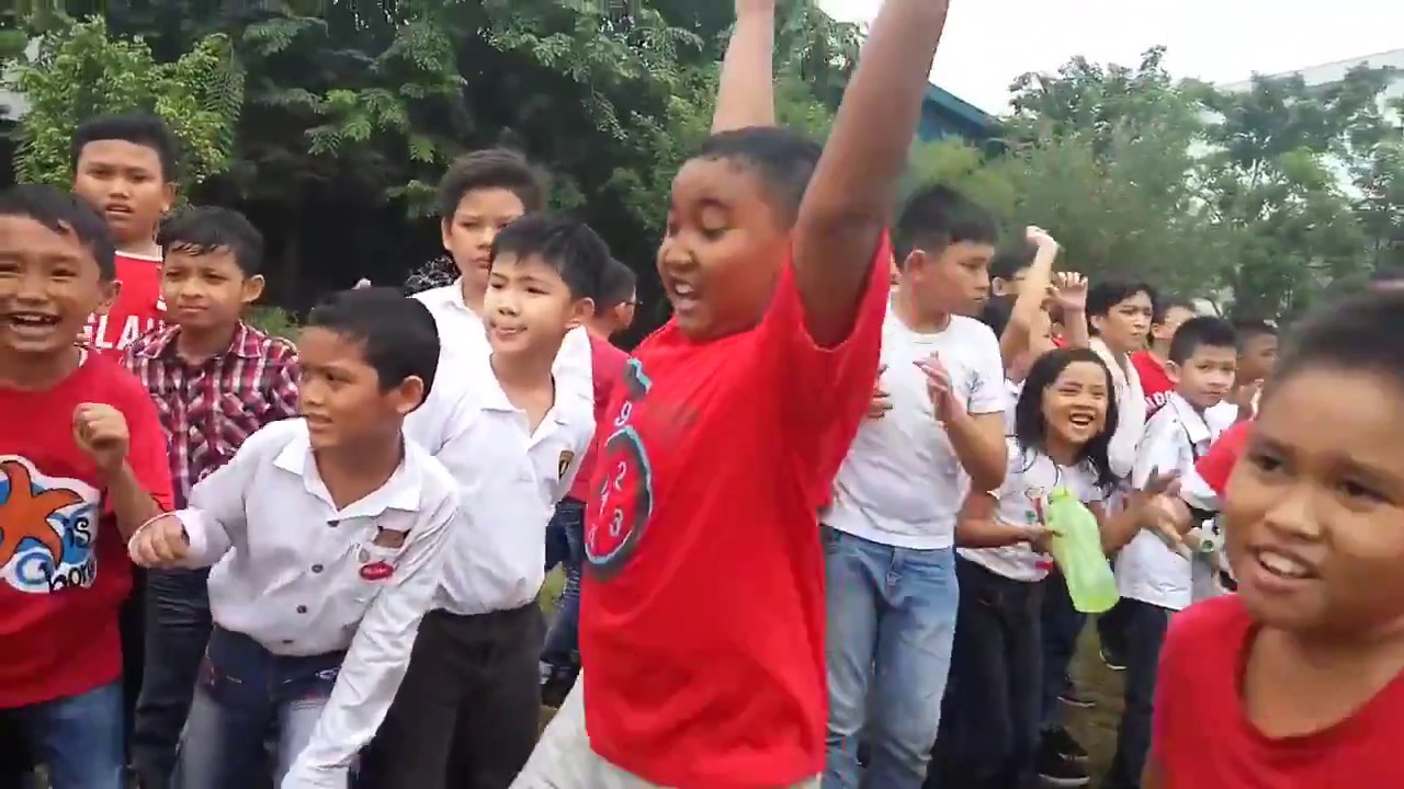 Seru Banget!!! Lomba Tarik Tambang di Basic Shcool Batam Centre..