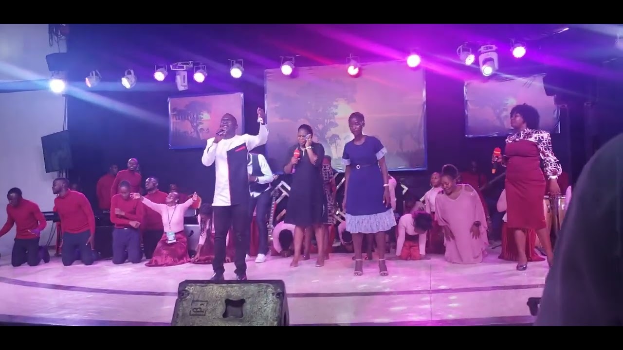 SINZA NE APOSTLE JONATHAN BARBARA AT UCC WORSHIP NIGHT ..//CHRISTIAN
