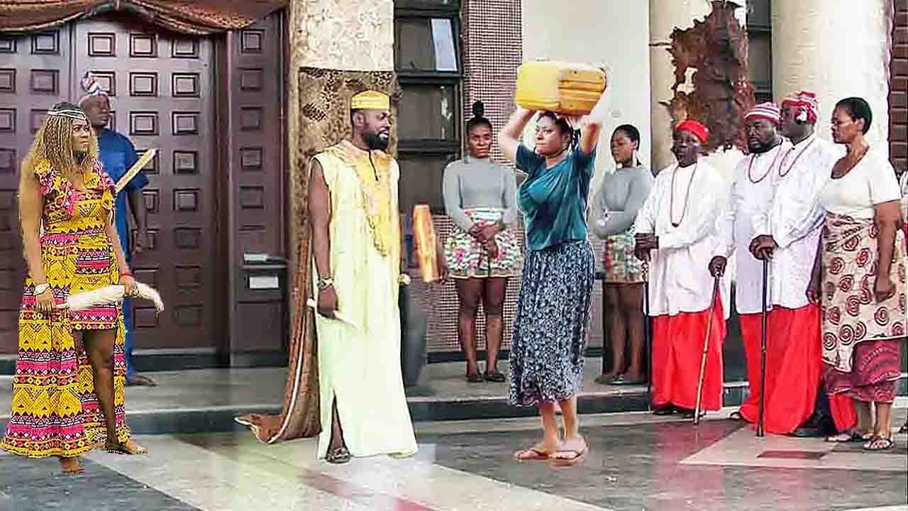 She Came To D Palace To Fetch Water When D Prince Saw Her And Fell In Love With Her | Nigerian Movie