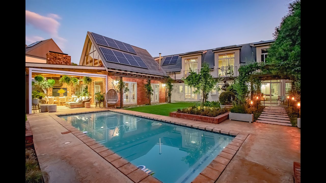 7 bedroom house for sale in Southdowns Estate | Pam Golding Properties