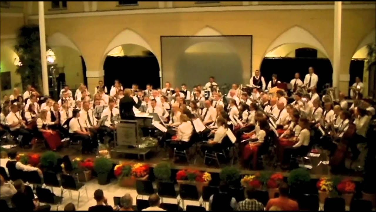 Dem Land Tirol die Treue - Philharmonie Sittard & Trachtenkapelle Molzbichl