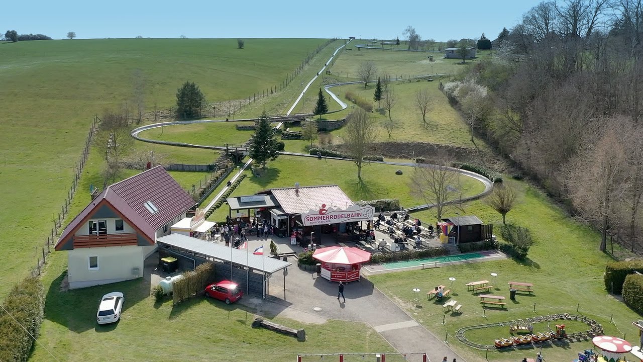 Neue Betreiberin auf der Sommerrodelbahn Burg Stargard