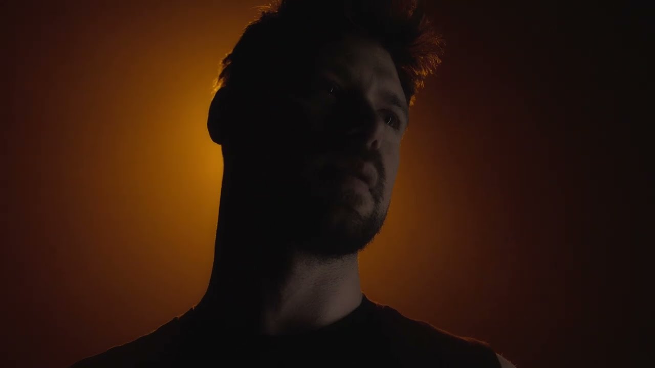 PEACHES - Nechám Jít (Official Video)