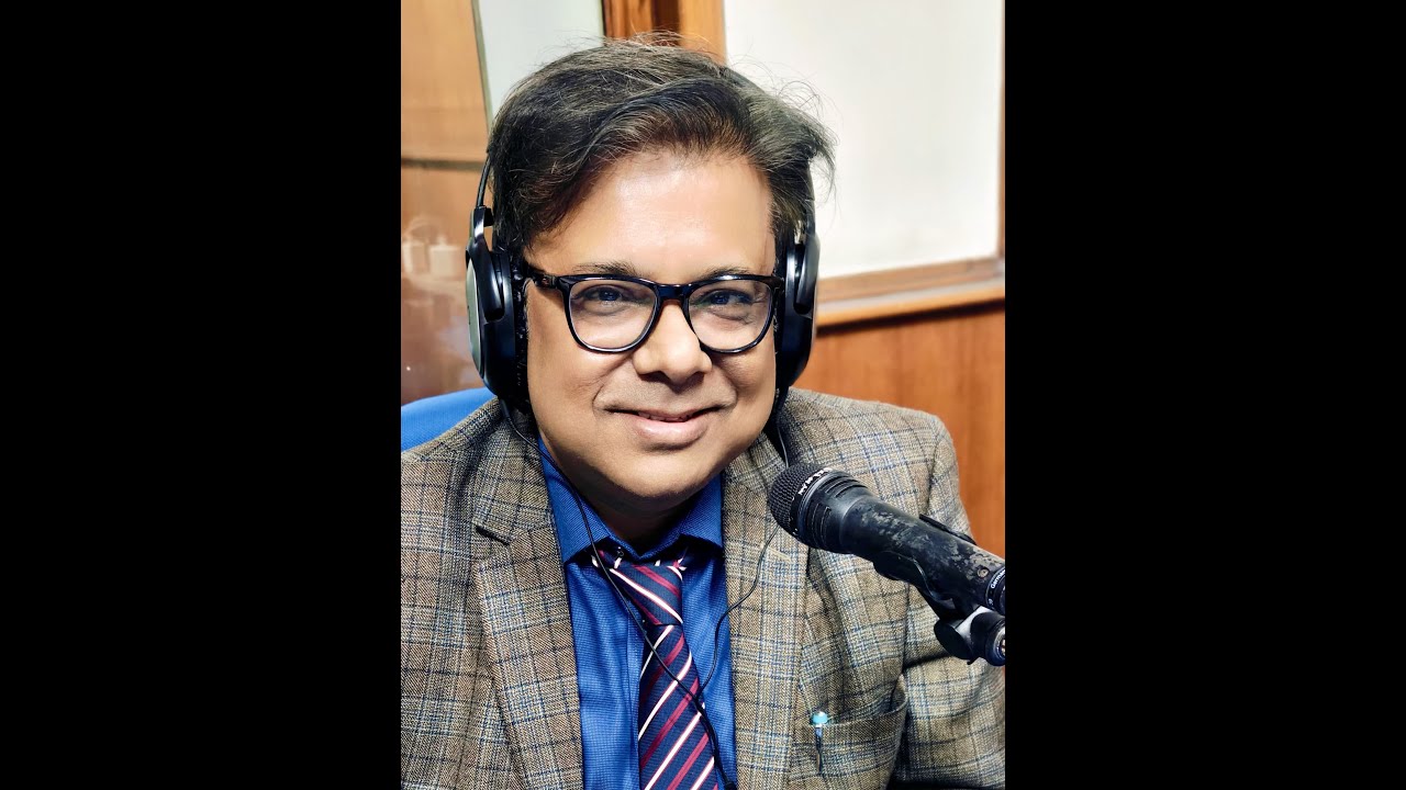 ত্বকে স্বচিকিৎসা​ ​করবেন না, ভয়ঙ্কর ক্ষতি হতে পারে! জানালেন প্রখ্যাত ত্বকবিশেষজ্ঞ ডাঃ কৌশিক লাহিড়ী।