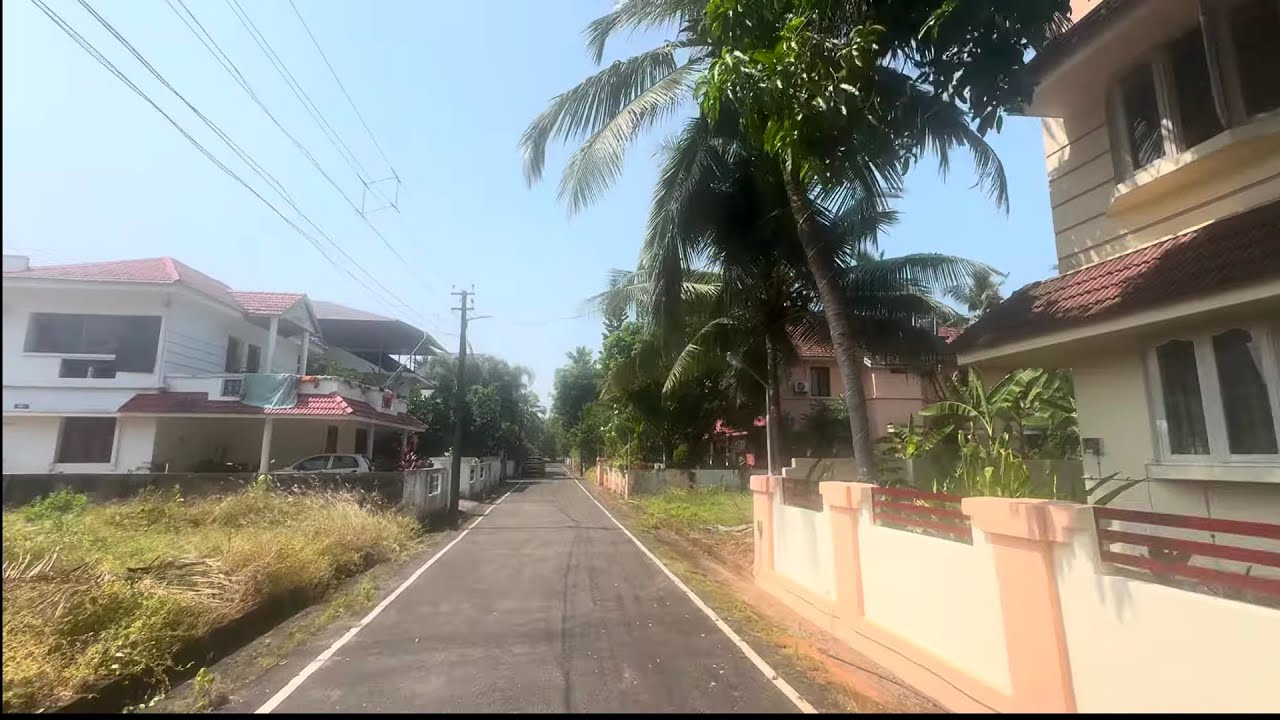 Used House for Sale near Kakkanad, Ernakulam | 6 Cent, 1700 Sqft, 3 BHK | Very Urgent Sale
