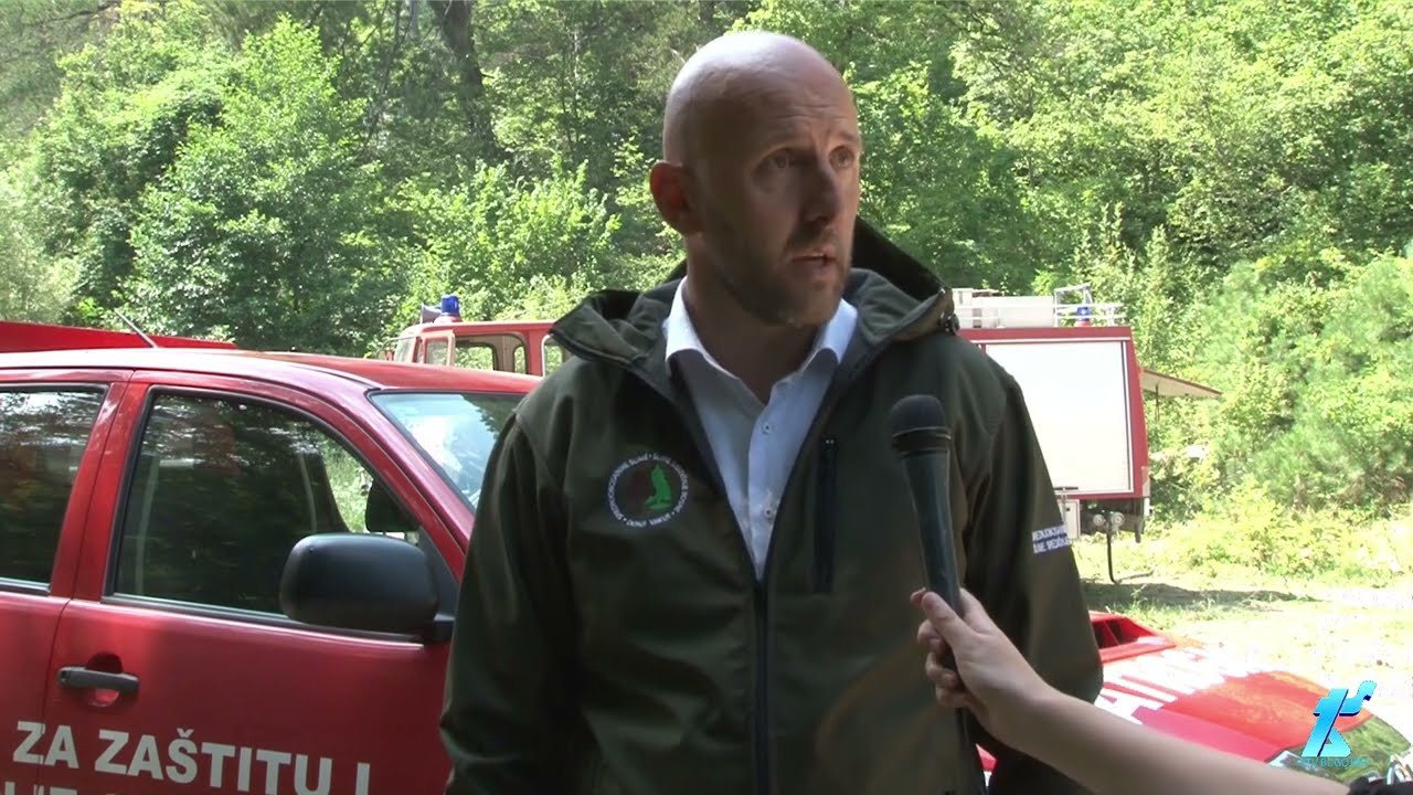 Na području Garačkih Podova požar još uvijek tinja