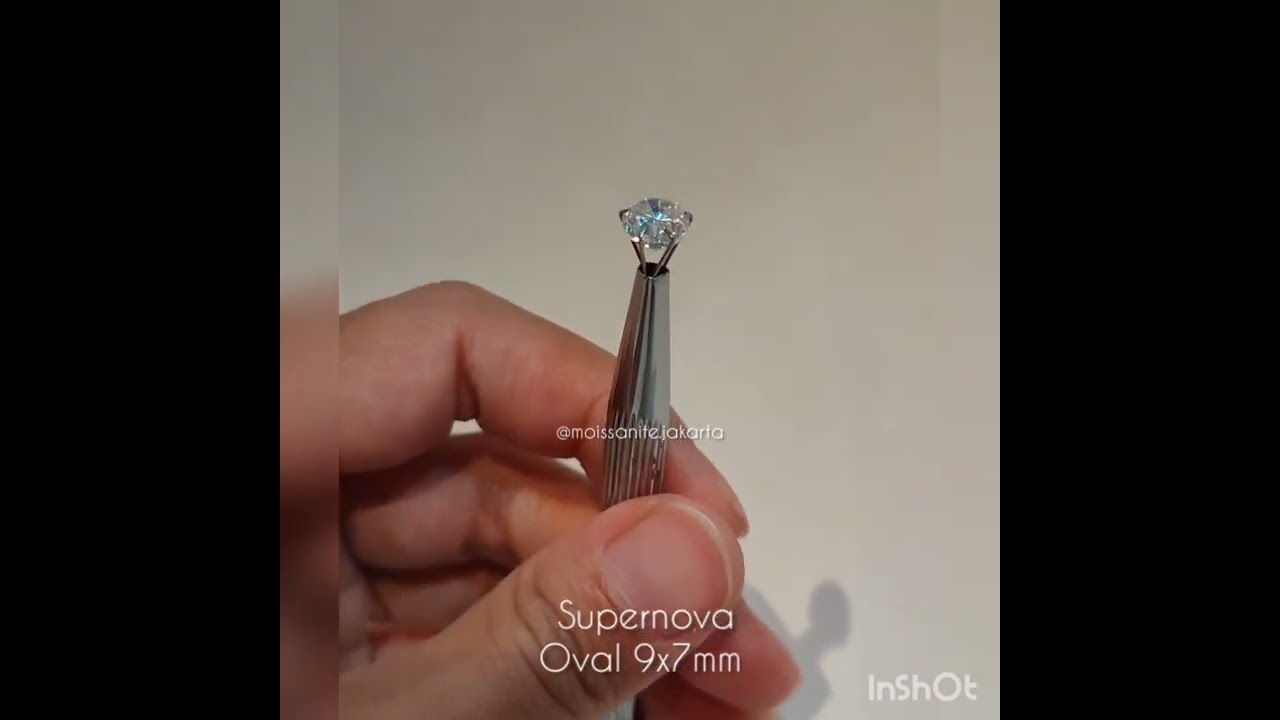 Supernova Moissanite (Moissanite International, Australia) Loose Stone