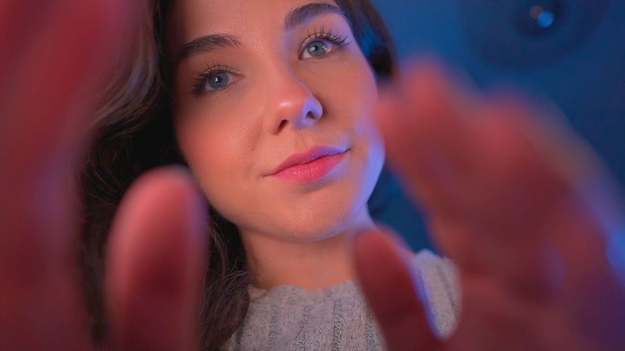 ASMR te ACARICIO y te SUSURRO hasta que te RELAJES en tu CAMITA 😴 | Lonixy ASMR