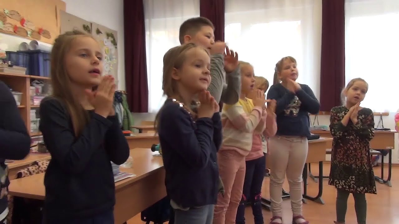 A leendő első osztályos tanító nénik - Németh László Gimnázium, Általános Iskola