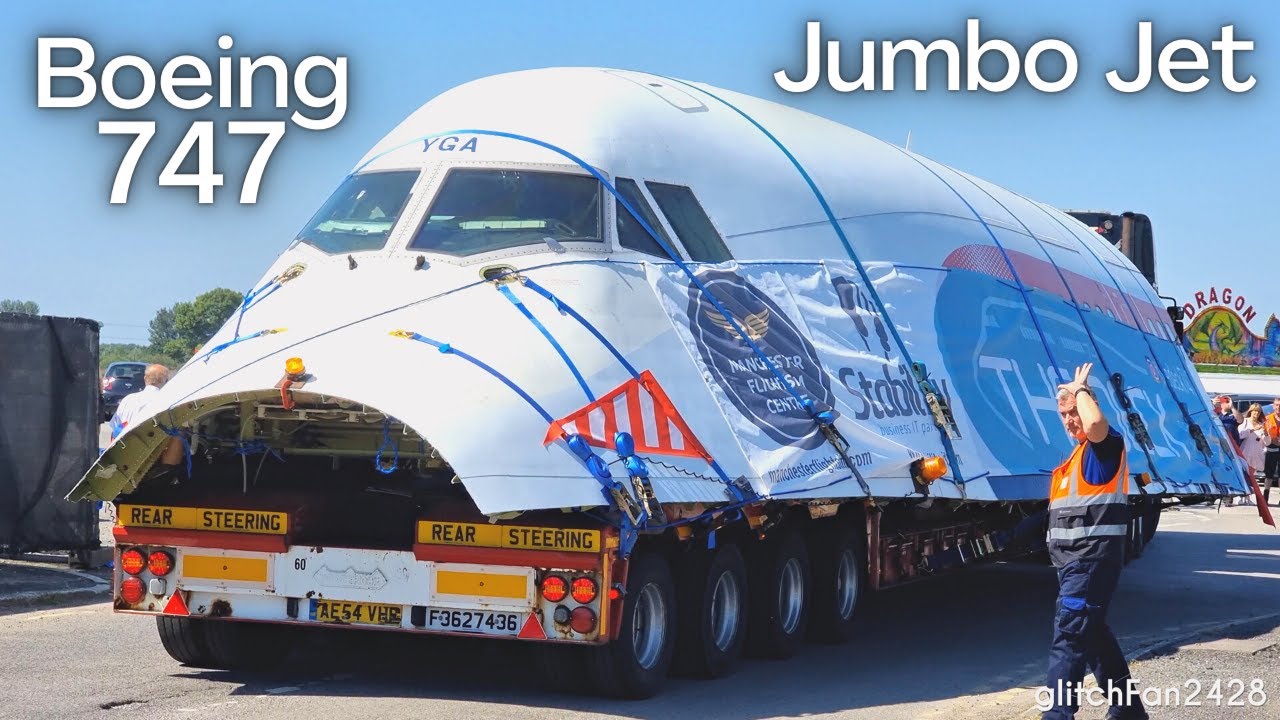#TheDeck747 Delivery of Boeing 747 Jumbo Jet Top Deck, to be transformed into Flight Simulator