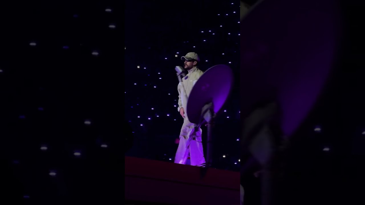 Bad Bunny Vuelve a Cantar Mayores Con Becky G Durante Su Segunda Noche En Chile 2026