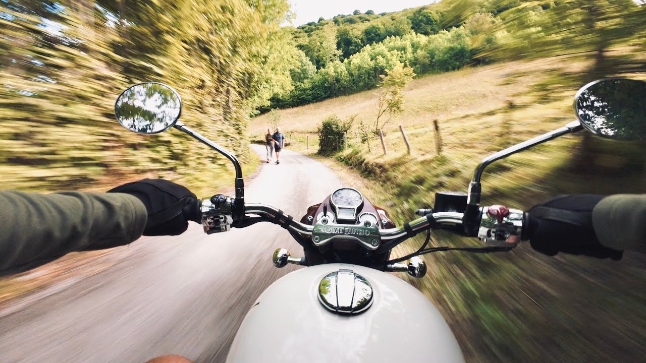 Having fun with the Classic 650 | Royal Enfield RAW Exhaust Sound