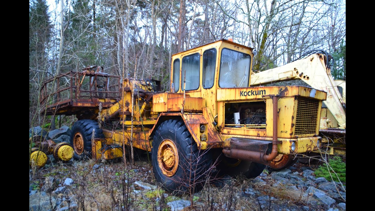 Abandoned  Graveyard    Cars Trucks and heavy Equipment