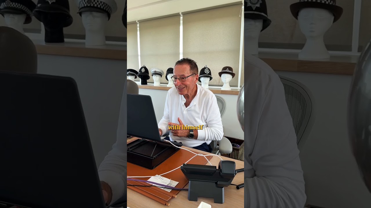 30 Seconds to Write a Crime Scene?! Peter James&rsquo; Speed Writing Challenge