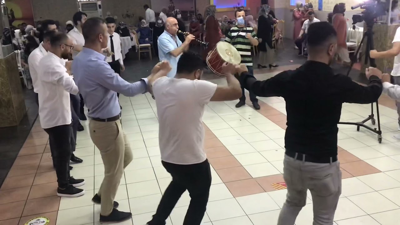 Tokat Turhal Yazıtepe Köyü - İstanbul Kaynarca’da Düğünde Halay