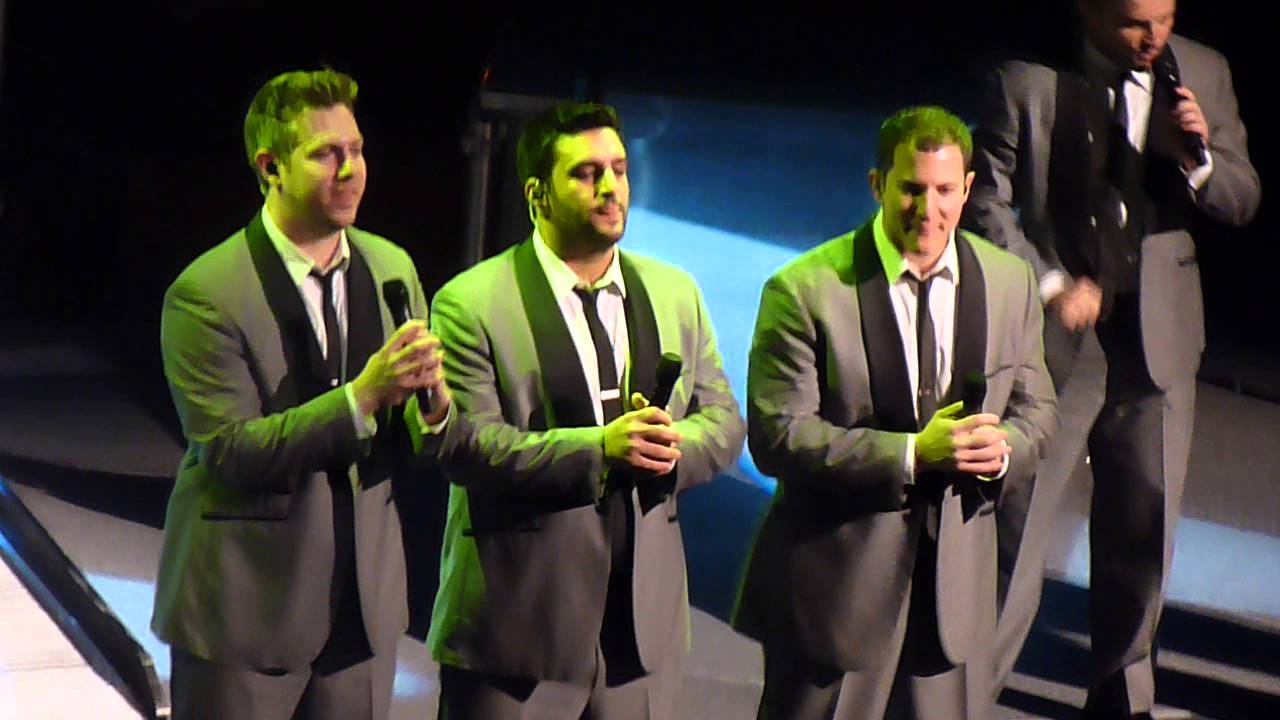 Straight No Chaser - Chipmunks' Christmas Time is Here, 12/16 Cleveland