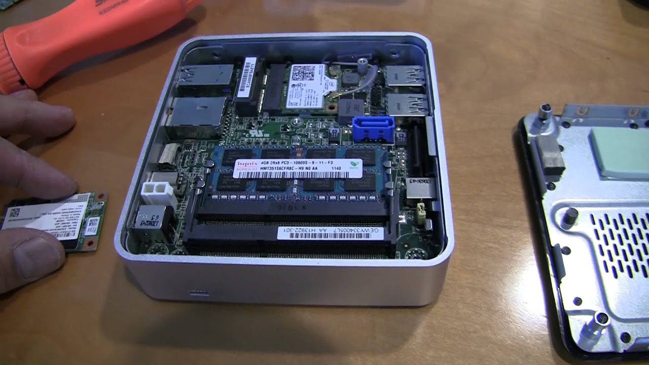 Intel Haswell NUC with 2.5 inch Drive Support