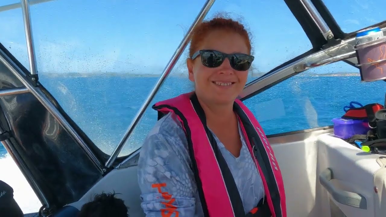 Happy Fisherman   Ep121 collecting bait at mud island