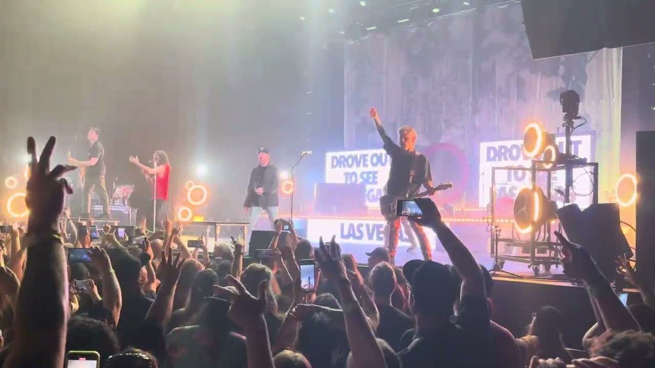 Mayday Parade - Jamie All Over (Featuring Jason Lancaster For The First Time in 18 Years!)