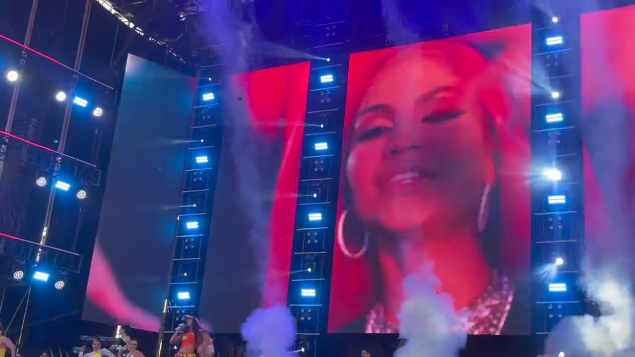 Natti Natasha LIVE Performance, Baja Beach Fest 2022 wknd 1 EN VIVO