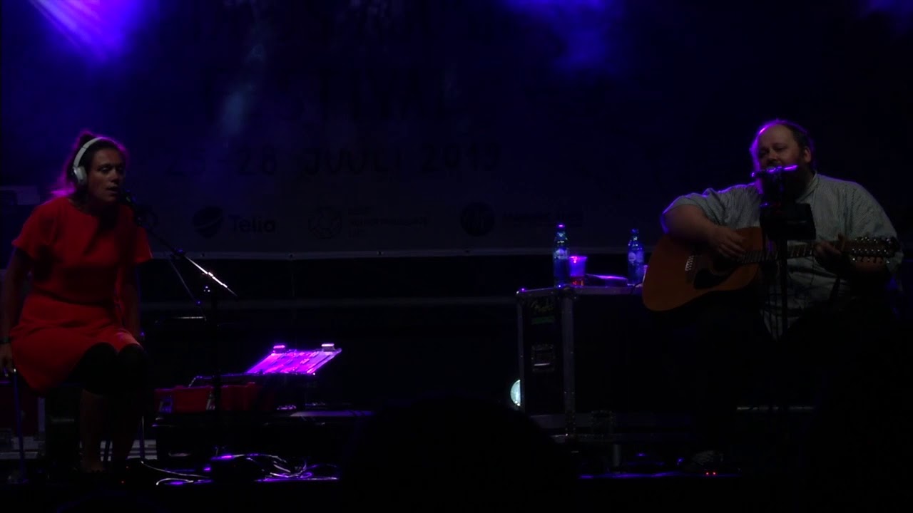 C&auml;tlin M&auml;gi & Jaan Pehk   Me ei laula raha p&auml;rast