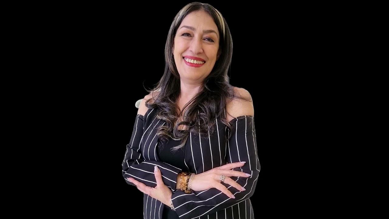 چطور عشق قبلیم رو از ذهنم بیرون بیارم؟ - یاسمن گلچین