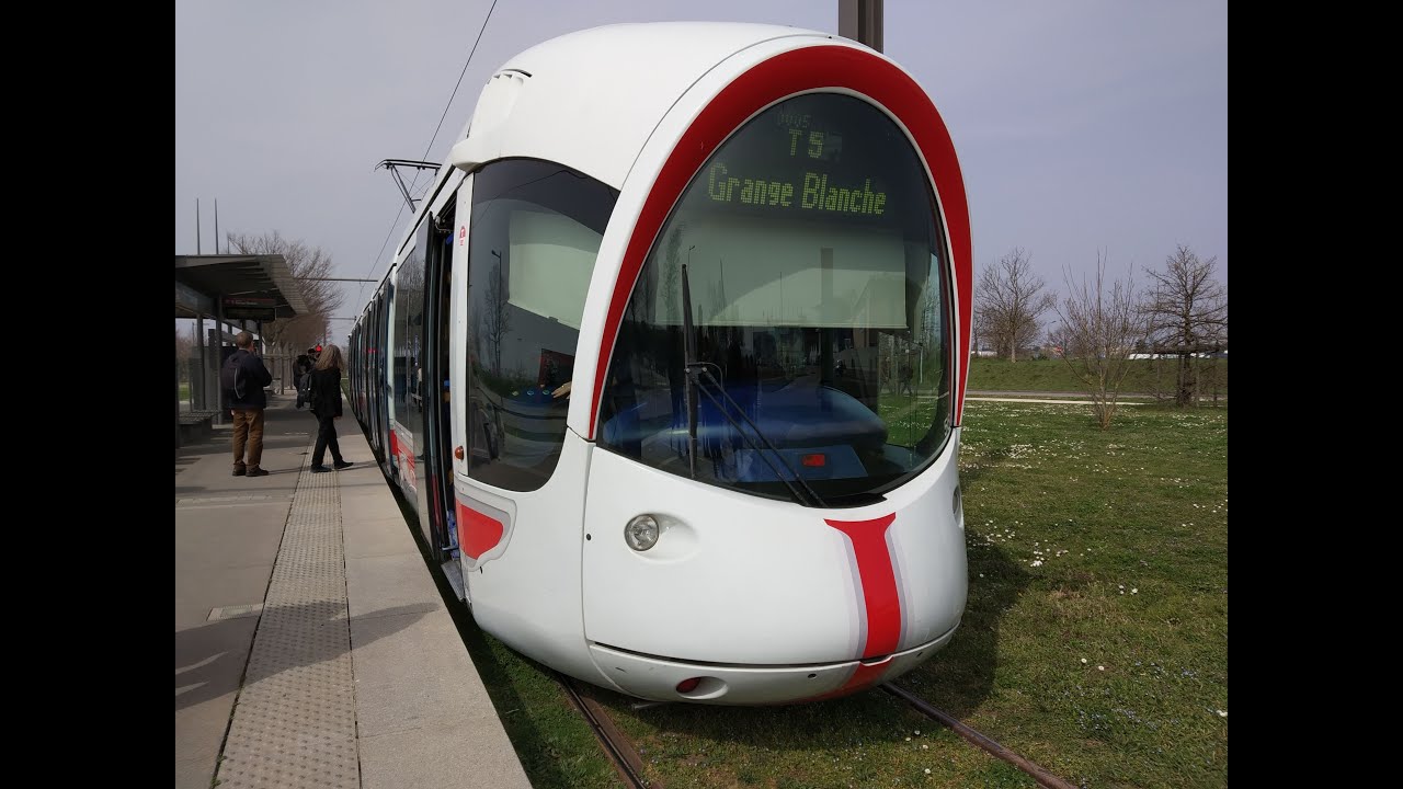 Lyon - Tram T5 Desserte de la Foire de Lyon 2022 à Eurexpo